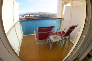 Fotoeindruecke zum Thema Kreuzfahrt auf einem Kreuzfahrtschiff mit lebendigem Bordleben.