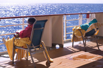 Fotoeindruecke zum Thema Kreuzfahrt auf einem Kreuzfahrtschiff mit lebendigem Bordleben.