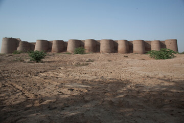 DERAWAR FORT, PAKISTAN , Clay bricks fort