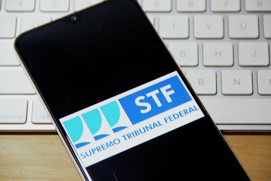 STF - O Supremo Tribunal Federal &eacute; a inst&acirc;ncia superior ou &uacute;ltima inst&acirc;ncia do poder judici&aacute;rio brasileiro; a que acumula tanto compet&ecirc;ncias t&iacute;picas de uma suprema corte.