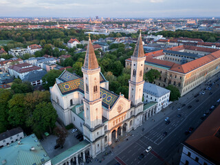 Obraz premium The church of Saint Louis in Munich