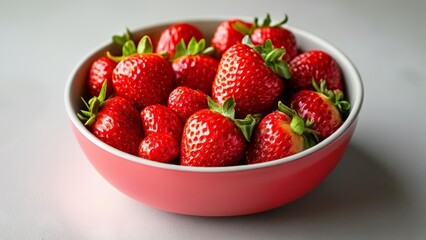  Fresh and ripe strawberries in a bowl