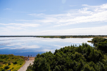 夏の苫小牧市の支笏湖