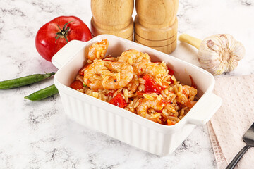 Italian pasta orzo with prawn
