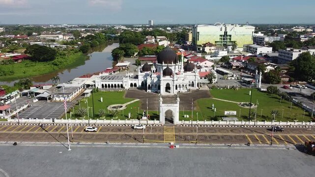 Aerial footage of Masjid Zahir, Alor Setar