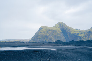 カトラアイスケーブで山登りする