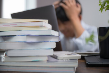 Children who lose motivation due to difficult tests, such as high school entrance exams, and suffer lower grades Easy to use with faceless blurbs.