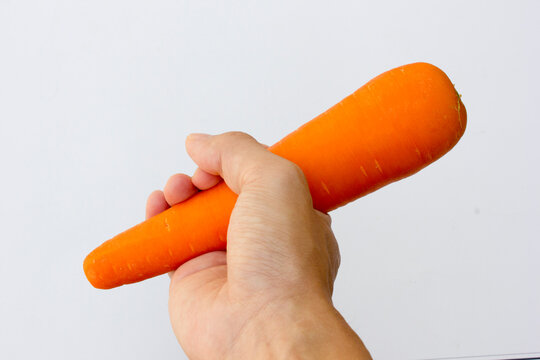 Carrots contain potassium and vitamin E, both of which are important for cardiovascular health and blood circulation. Improved blood flow can help alleviate symptoms of erectile dysfunction (ED). 