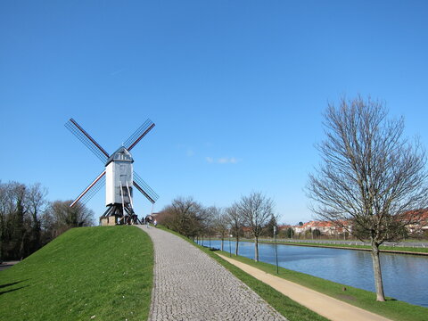 Belgium in 2011, random snapshot