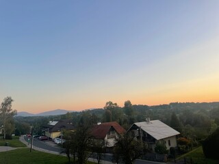 Obraz premium summer evening sky with sunset 