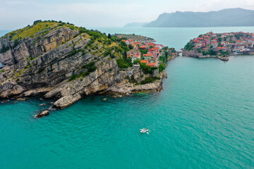 Fototapeta premium Beautiful cityscape on the mountains over Black-sea, Amasra. Amasra traditional Turkish architecture