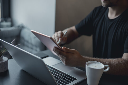 Young beard man using tablet in cafe,street, drinking coffee, freelance work, outdoor hipster portrait, sneakers, suit, Bali, Thailand, beard man, instagram, bitcoin, business man, glasses,ipad pro
