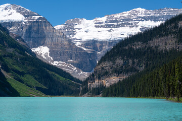 Scenic view on Plain of Six Glaciers route, Lake Louise, Canada