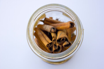 The distinct smell and flavor of cinnamon are due to the high content of cinnamaldehyde, which is believed to be responsible for most of its health benefits.