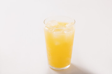炭酸オレンジジュース