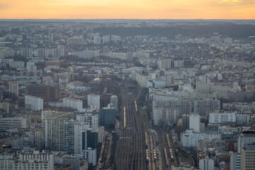 Obraz premium Sunset over the city