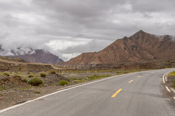 Qinghai-Tibetan highway going through no mans land of Kunlun mountains and Hoh Xil, Qinghai, China