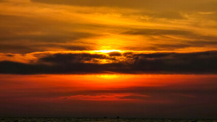 Fototapeta premium sunset in the sky