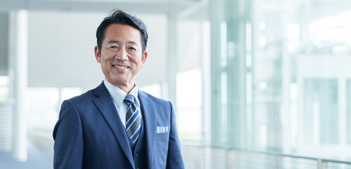 中高年　ビジネスマン　ポートレート