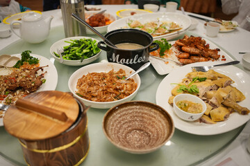 Chinese restaurant dinner 