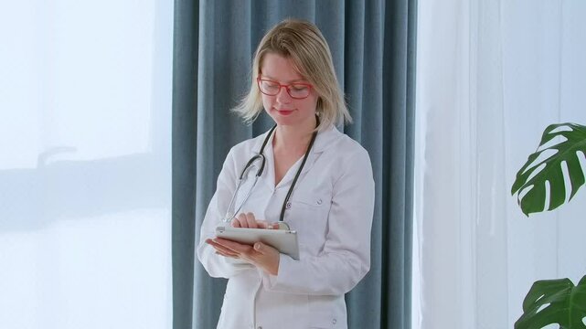 Nutriologist examining client for special diet and prescription