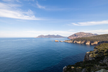Scenic panoramic views of Wineglass Bay in Freycinet National Park, Tasmania
