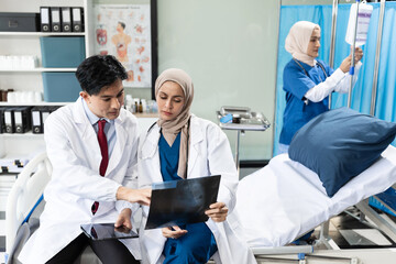 medical team head leaders discuss results, brainstorming and planning. Doctor, nurse.