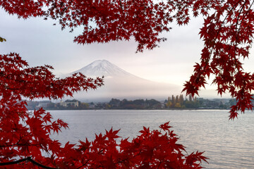 Sunrise in Kawaguchiko environment at autumn