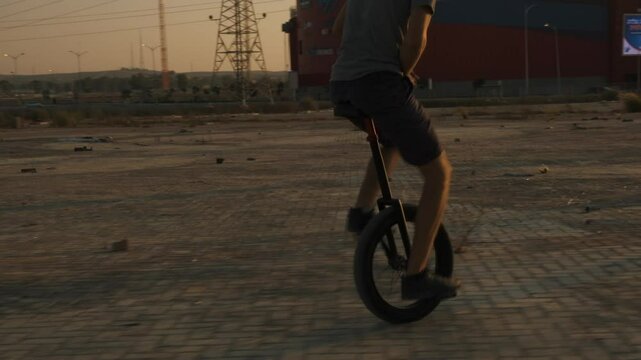 Golden hour sporting action demonstration, physical cycle performance