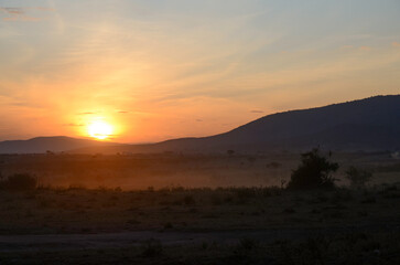coucher de soleil, Réserve de  Masai Mara, Kenya
