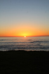 Obraz premium Sunset over the Pacific Coast from Fiscalini Ranch Preserve, California
