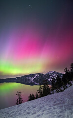 Aurora Borealis over Crater Lake © aarondav1s