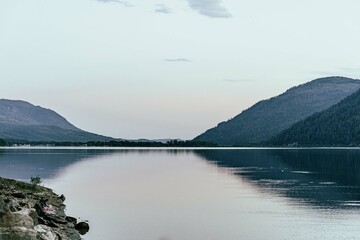 Kelowna Lakes and Mountains