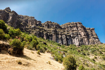 Vista del cañón de Apurímac cerca del complejo arqueológico de Wakarapukara en el cañón de...