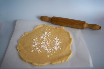the process of making galette pie with mulberry