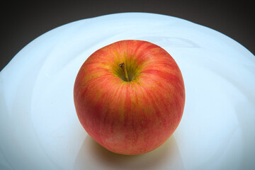 秋から冬が旬の日本のりんご