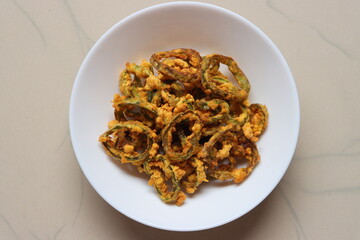 Marcha na ring bhajiya, Gujrati snack, ring fritters made with chili peppers