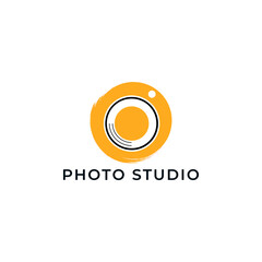 ILLUSTRATION PHOTOGRAPHY ABSTRACT CAMERA LENS BLACK ORANGE COLOR SIMPLE ROUGH LOGO ICON TEMPLATE DESIGN ELEMENT VECTOR. GOOD FOR PHOTO STUDIO, APPS