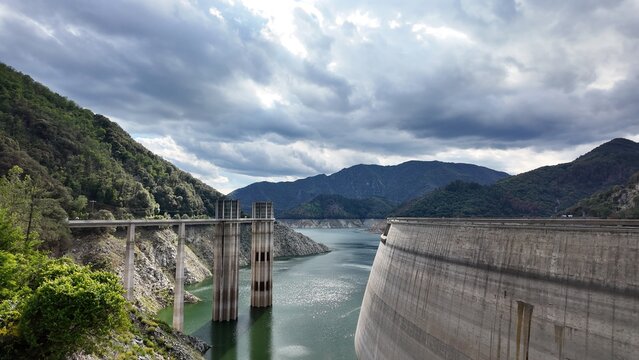 Pantano en la comarca de Girona 