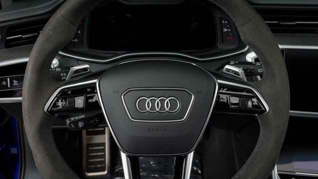 Portland, OR, USA
September 20, 2024
2023 Audi RS6 Avant