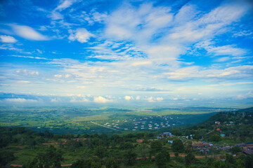 カオヤイのキャンプ場からの綺麗な景色　ナコーンラーチャシーマ・タイ　Beautiful Khao Yai View at Nakhon Ratchasima, Thailand