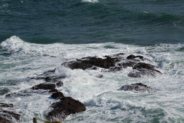 Fototapeta premium 霧多布岬の冬の荒波