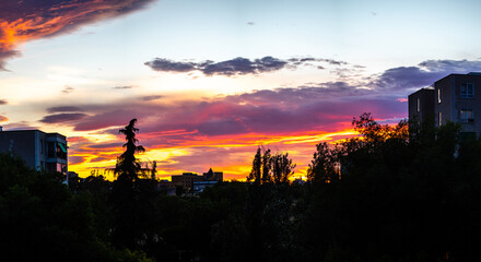 Fototapeta premium sunrise from the Madrid neighborhood of Hortaleza