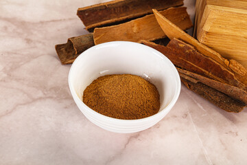 Natural Cinnamon powder with sticks