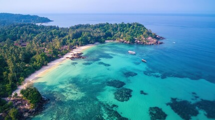 Illustration View from above Banana Beach, a beautiful white sandy beach surrounded by palm trees. Ai generated image