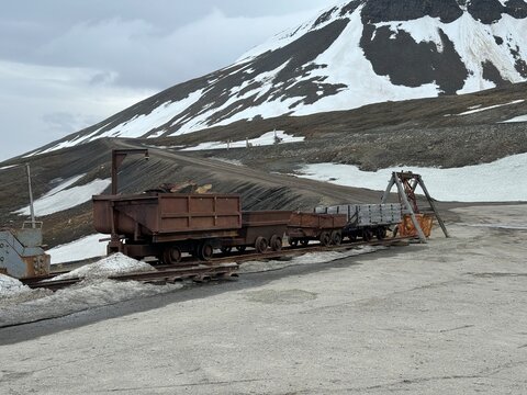 Store Norske Gruve 3, Svalbard, Spitzbergen, Norway - closed coal mining sightseeing location old rusty carts 