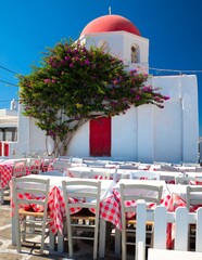 It consists of photographs I took during my trip to the Greek Islands, especially in Santorini, Mykonos and Lesvos. In this series, I mostly photographed the white houses on the islands.