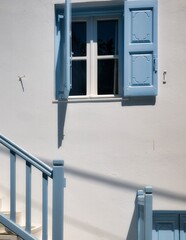 It consists of photographs I took during my trip to the Greek Islands, especially in Santorini, Mykonos and Lesvos. In this series, I mostly photographed the white houses on the islands.