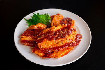 味付き肉　カルビ