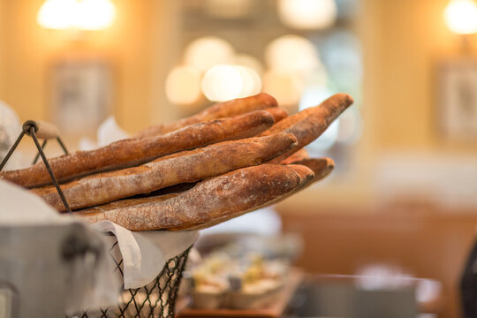 Fresh .Baguettes 